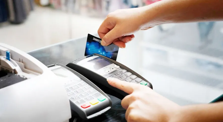 Rút tiền mặt thẻ tín dụng qua POS tiềm ẩn nhiều rủi ro.