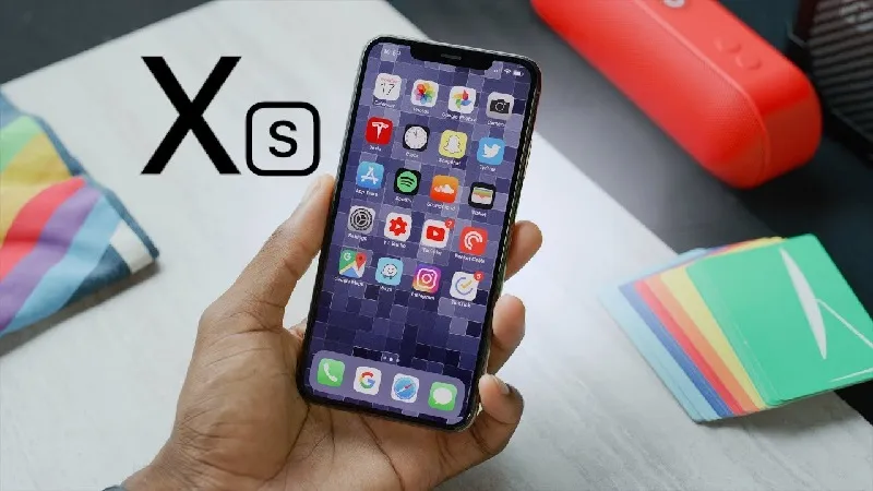 Mẹo mở trung tâm thông báo và trung tâm điều khiển trên iPhone Xs