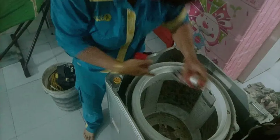 Cách bấm vệ sinh máy giặt Panasonic