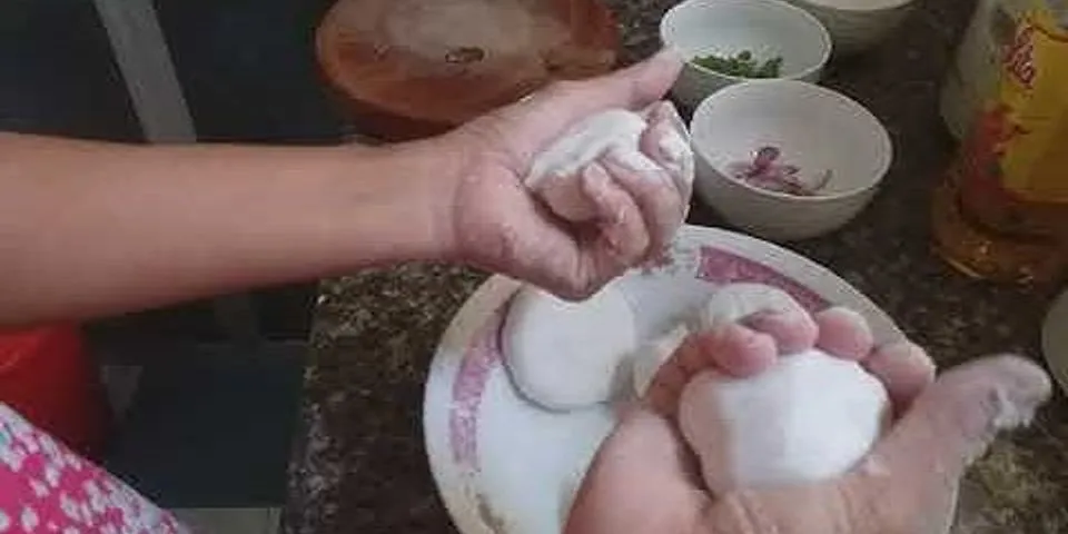 Cách làm bột gạo nấu bánh canh