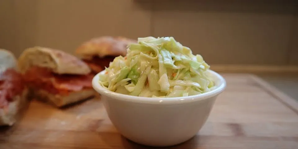 Cách làm salad bắp cải KFC
