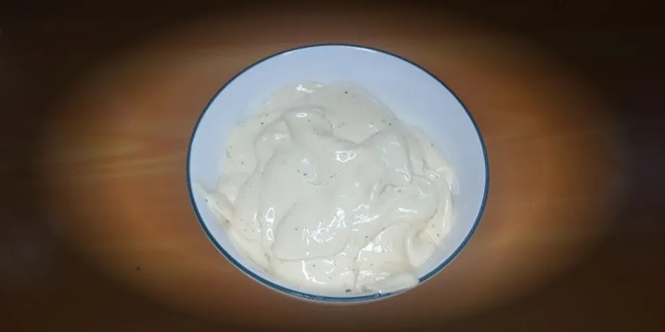 Cách làm sốt mayonnaise ăn bánh mì