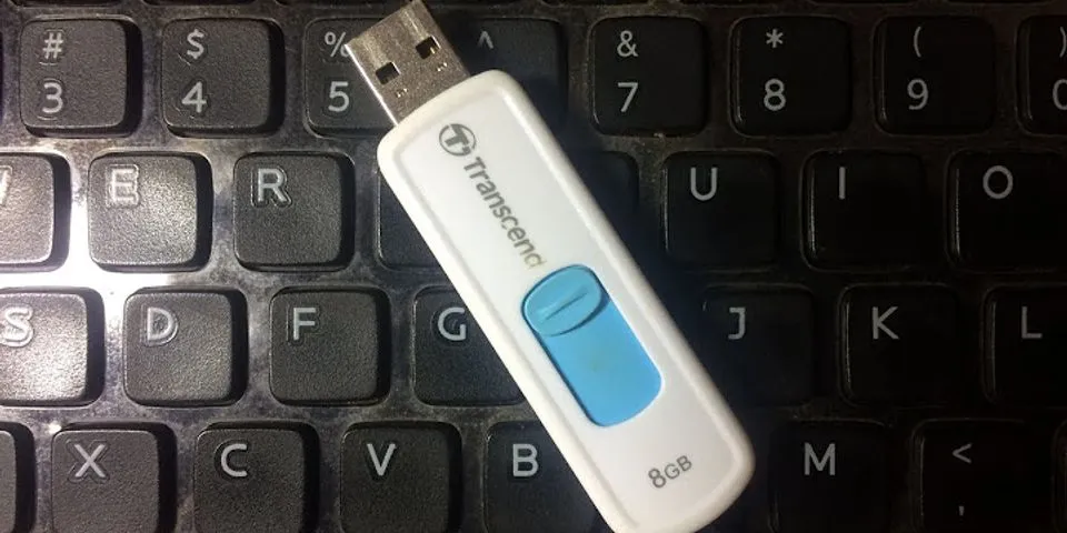 Cách xem ảnh trong USB trên máy tính